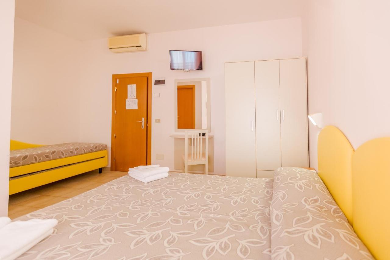 Hotel Bagli 里米尼 外观 照片
