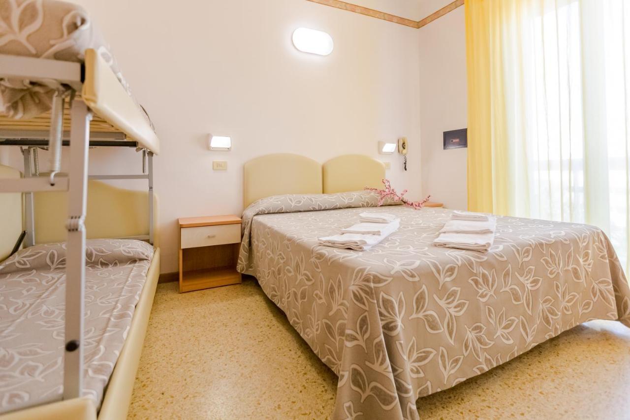 Hotel Bagli 里米尼 外观 照片